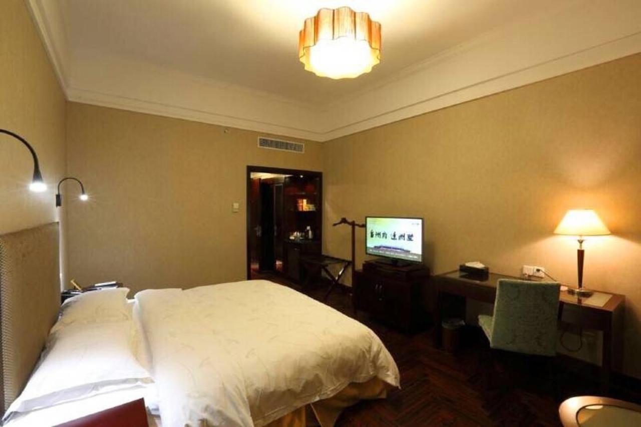 Taizhou Garden Hotel Extérieur photo